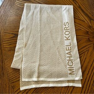 Michael Kors | Gold & Cream Scarf